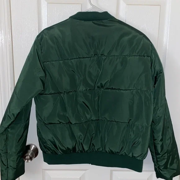 Forever 21 Puffer Jacket - Picture 3 of 3